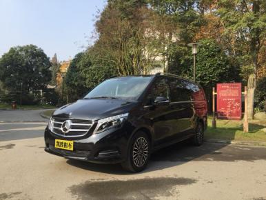 奔驰V260